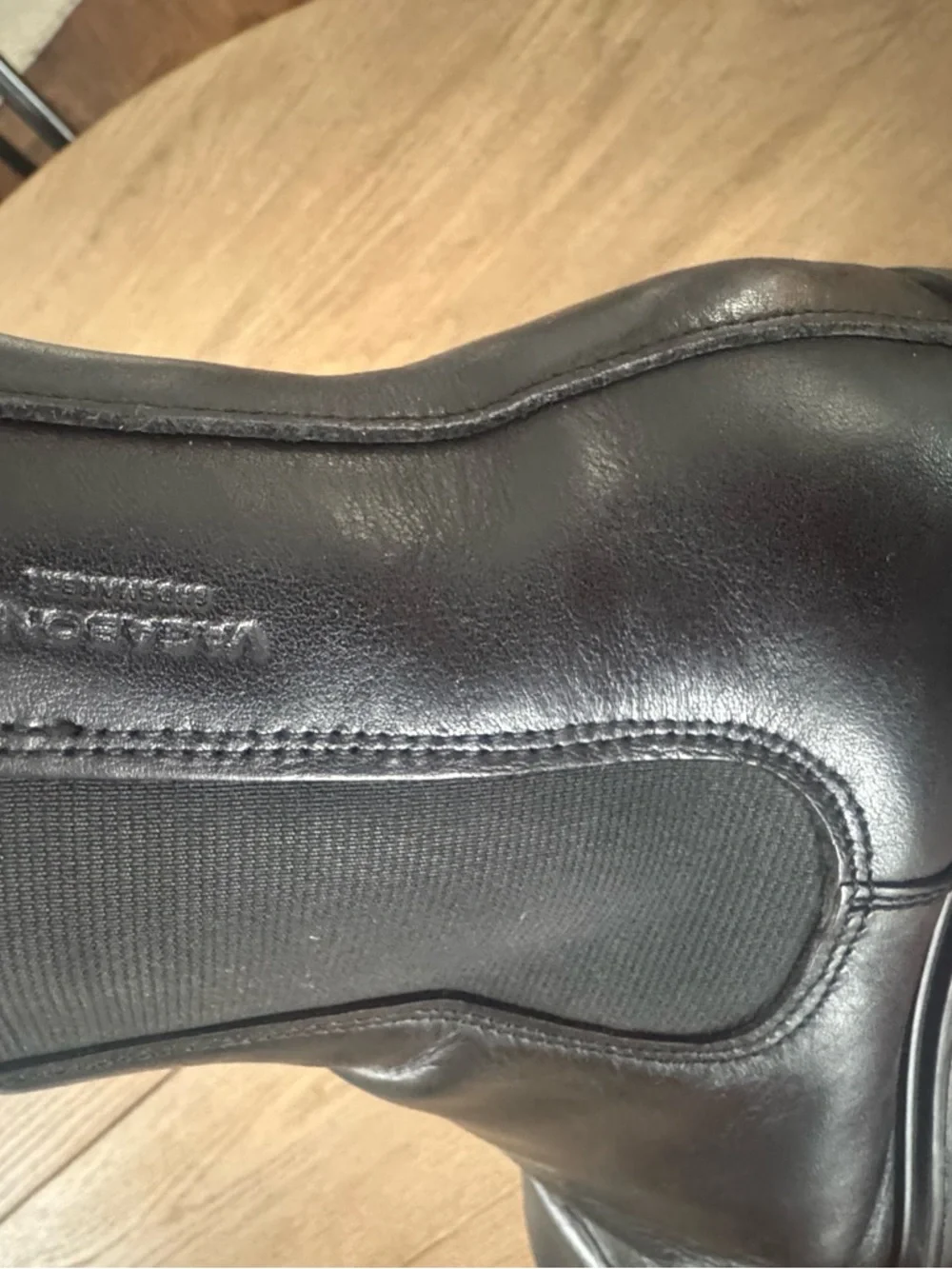 Vagabond black leather